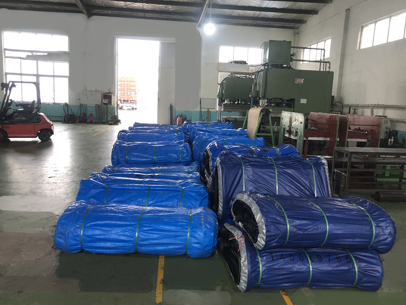 無縫橡膠蜜桃久久国产AV一区二区一體硫化成型與接駁3方麵區別