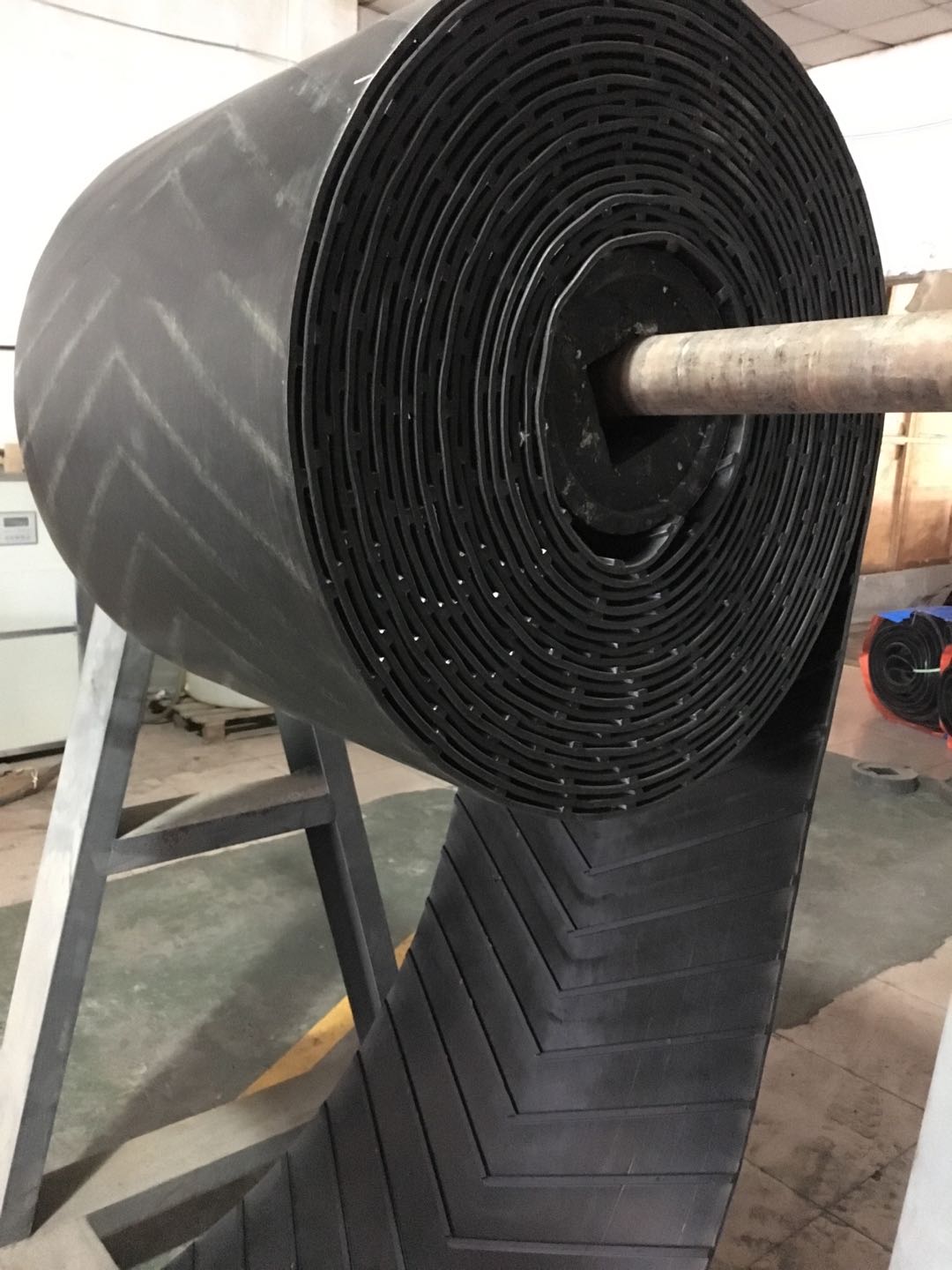 花紋輸送帶如何安裝？